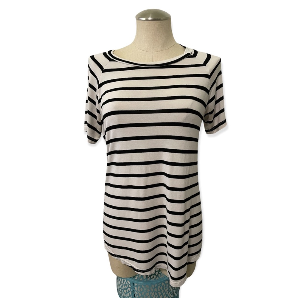 White Black Stripped Short Sleeve Tunic T-Shirt